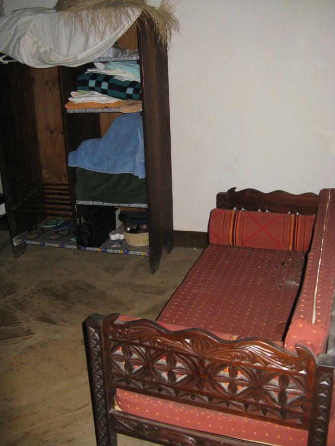 Kiloran Funzi House Bed & Breakfast Luaran gambar
